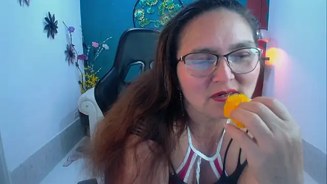 elena milf1 online show from 01-14-26, 05:51