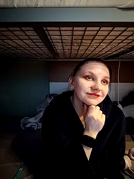 LissieDemons online show from 02-11-26, 04:56