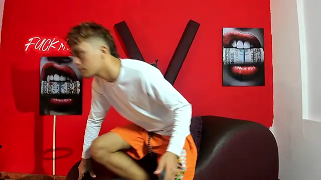 AVENGER BOYS2026 online show from 03-25-26, 07:09