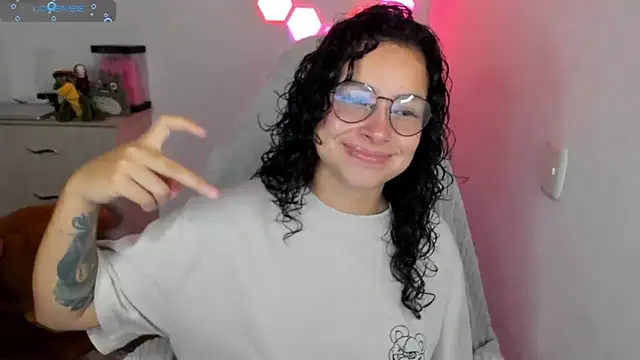 emillyaqua online show from 01-06-26, 09:07