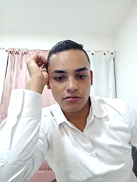 studentdeivy  online show from 03-17-26, 11:52