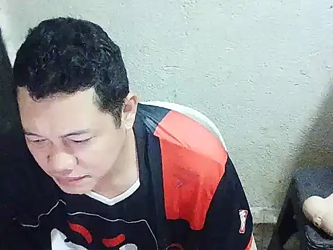 Snapshot of UrAsianGuy90 chatting on 03-29-26, 12:54 UrAsianGuy90 online show from 03-29-26, 12:54