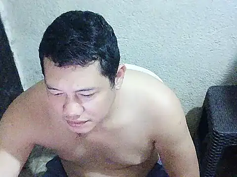 Snapshot of UrAsianGuy90 chatting on 03-30-26, 05:19 UrAsianGuy90 online show from 03-30-26, 05:19