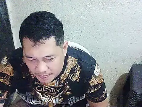 Snapshot of UrAsianGuy90 chatting on 04-16-26, 10:38 UrAsianGuy90 online show from 04-16-26, 10:38