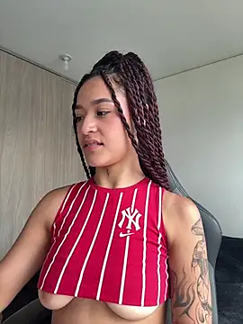 crystal dlun online show from 03-05-26, 07:10