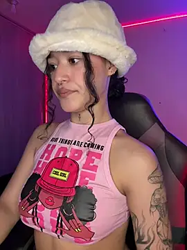 crystal dlun online show from 04-05-26, 10:40