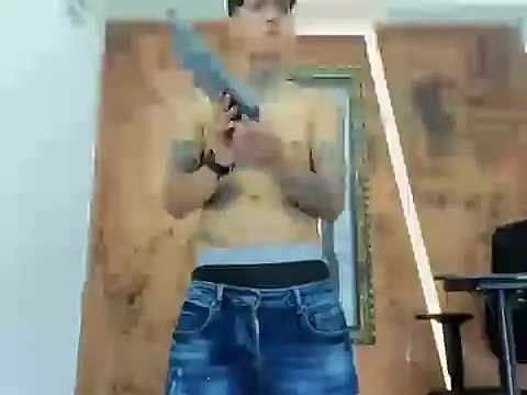 Snapshot of Sam_33_sexy_27 chatting on 02-02-26, 11:58 Sam 33 sexy 27 online show from 02-02-26, 11:58