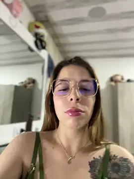 NatalyPinky online show from 05-16-26, 12:07
