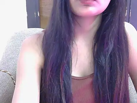 sweet riyaaa online show from 03-25-26, 04:51