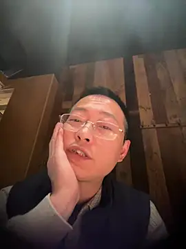 littleqiu9 online show from 01-14-26, 10:54