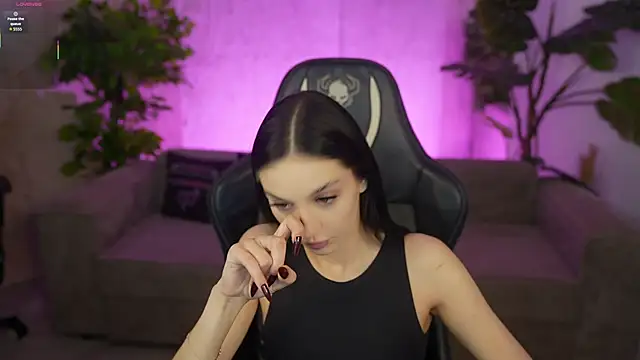 Mila Rose054 online show from 04-07-26, 06:36