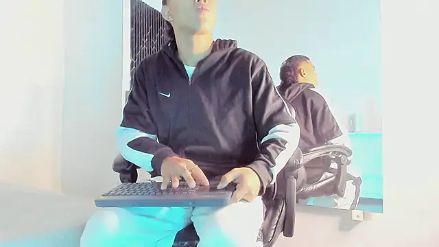 Liamsubtle01 online show from 07-02-26, 11:05