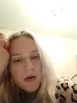 Snapshot of Mila_weed chatting on 02-25-26, 06:28 Mila weed online show from 02-25-26, 06:28