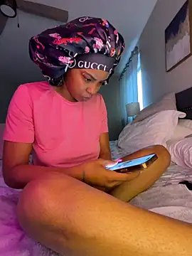 Snapshot of oshun6360 chatting on 03-12-26, 02:12 oshun6360 online show from 03-12-26, 02:12