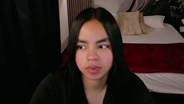 SofiaMante  online show from 03-08-26, 07:06