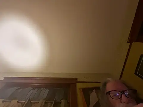 Snapshot of LickYourYoni chatting on 02-19-26, 05:47 LickYourYoni online show from 02-19-26, 05:47