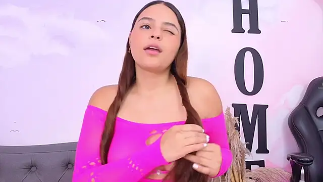 Snapshot of ArianaVyx chatting on 01-08-26, 11:45 ArianaVyx online show from 01-08-26, 11:45