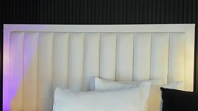 PandoraMiller online show from 04-14-26, 05:08