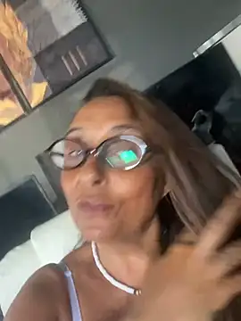 Annalua73 online show from 02-07-26, 06:44