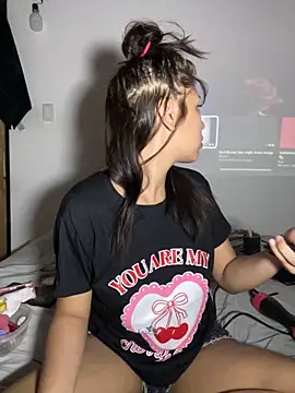 Snapshot of Kitty20205 chatting on 02-09-26, 10:14 Kitty20205 online show from 02-09-26, 10:14