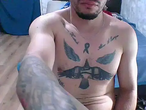 Snapshot of white_boy_li chatting on 03-09-26, 03:21 white boy li online show from 03-09-26, 03:21