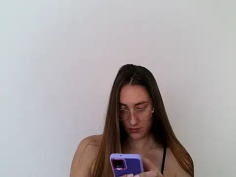 Snapshot of Noracherry chatting on 03-01-26, 03:14 Noracherry online show from 03-01-26, 03:14