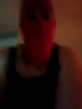 Snapshot of Divana2000 chatting on 02-10-26, 08:13 Divana2000 online show from 02-10-26, 08:13