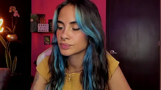 azula lillet online show from 01-07-26, 09:06