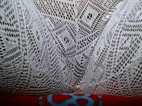 Snapshot of hotcandyxtrem chatting on 01-08-26, 05:37 hotcandyxtrem online show from 01-08-26, 05:37