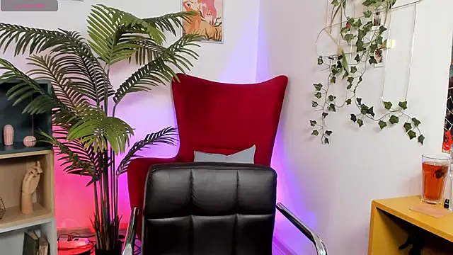 Ruby blossom  online show from 01-15-26, 06:07