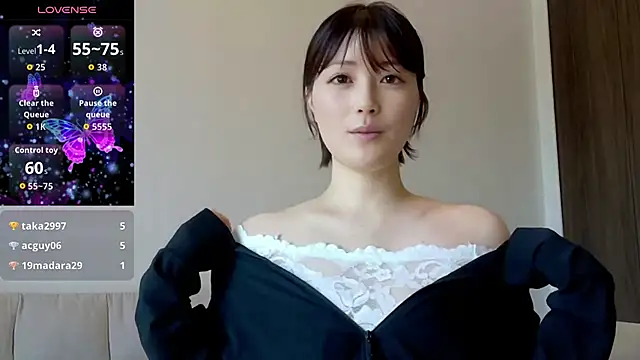 Snapshot of isshiki00 chatting on 05-10-26, 02:06 isshiki00 online show from 05-10-26, 02:06