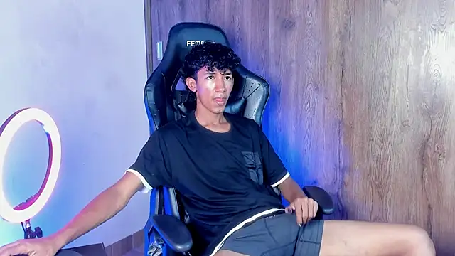 neitan miller  online show from 04-15-26, 04:36