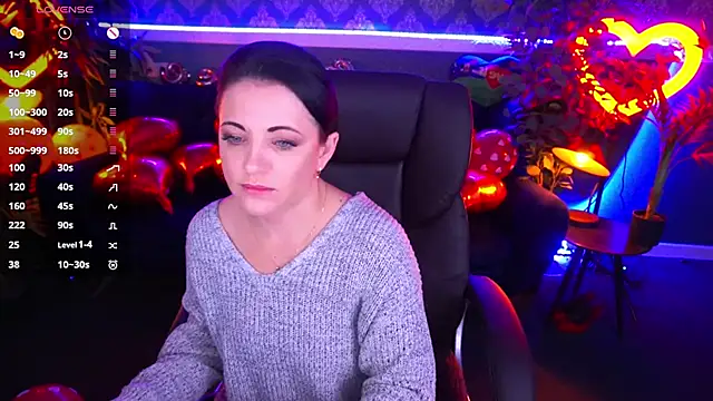 Dafni Monn online show from 02-17-25, 06:42