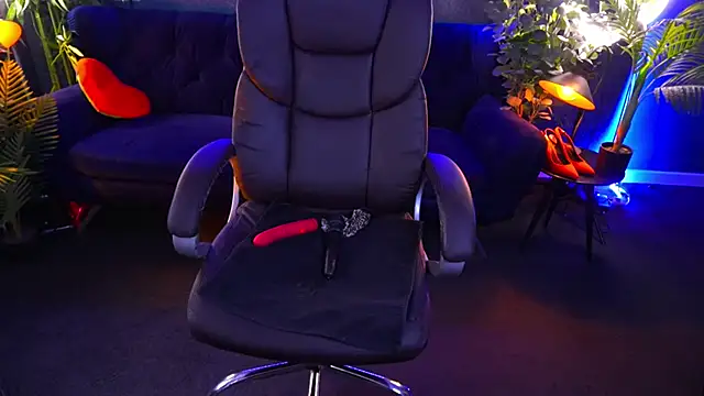 Dafni Monn online show from 02-25-25, 12:55