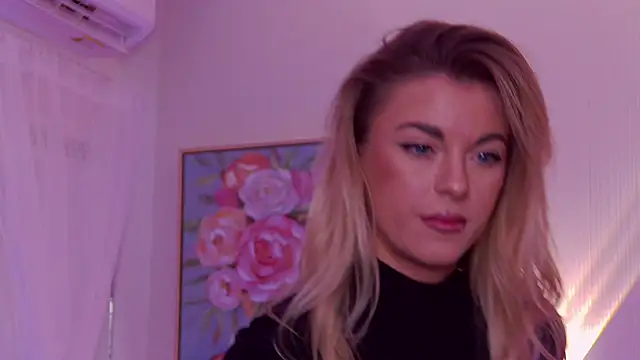 AvrilSkyy online show from 01-13-26, 05:35