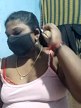 Snapshot of divyasree1431 chatting on 07-18-26, 10:02 divyasree1431 online show from 07-18-26, 10:02