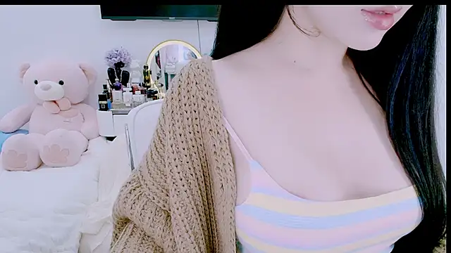 Pari Kilian22 online show from 01-11-26, 09:42