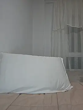 Snapshot of Angelmoon04 chatting on 07-03-26, 02:51 Angelmoon04 online show from 07-03-26, 02:51