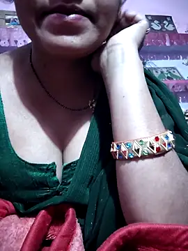 Snapshot of Nilam_cute chatting on 02-28-26, 06:53 Nilam cute online show from 02-28-26, 06:53