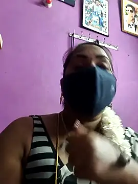 Snapshot of Tamil_Hot_Priya chatting on 01-10-26, 03:47 Tamil Hot Priya online show from 01-10-26, 03:47