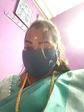 Snapshot of Tamil_Hot_Priya chatting on 01-12-26, 07:13 Tamil Hot Priya online show from 01-12-26, 07:13