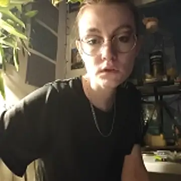 Snapshot of Shy_Bamby chatting on 02-23-26, 10:18 Shy Bamby online show from 02-23-26, 10:18