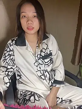 Snapshot of An-An19 chatting on 01-17-26, 05:56 An-An19 online show from 01-17-26, 05:56