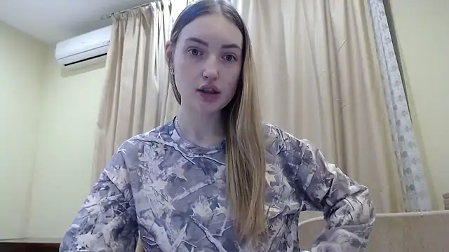 Snapshot of Eva_Harris chatting on 01-11-26, 04:23 Eva Harris online show from 01-11-26, 04:23