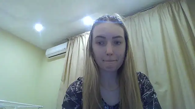 Snapshot of Eva_Harris chatting on 01-14-26, 04:23 Eva Harris online show from 01-14-26, 04:23