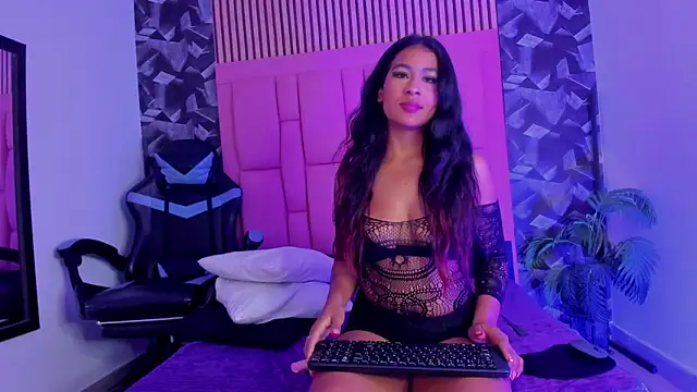 Snapshot of yayasmile chatting on 01-08-26, 12:51 yayasmile online show from 01-08-26, 12:51