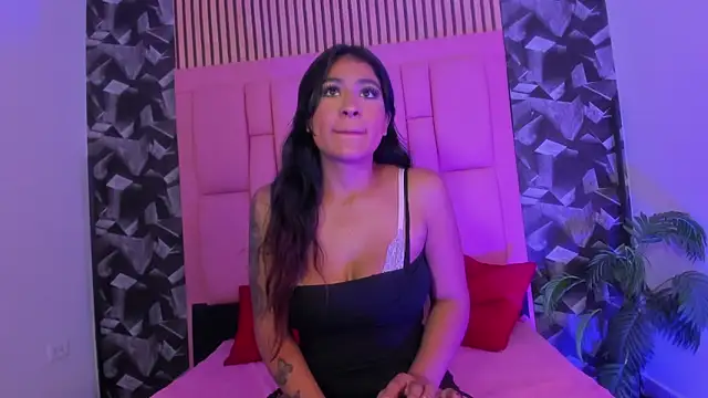 Snapshot of yayasmile chatting on 01-09-26, 11:46 yayasmile online show from 01-09-26, 11:46