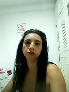 Snapshot of mariana_santacoloma chatting on 06-10-26, 11:35 mariana santacoloma online show from 06-10-26, 11:35