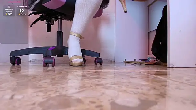 Renata blue online show from 02-21-26, 04:52