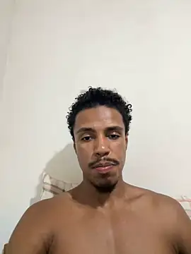 Snapshot of LorenzoBlack27 chatting on 03-01-26, 04:47 LorenzoBlack27 online show from 03-01-26, 04:47